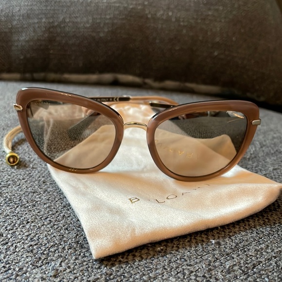Bulgari women’s sunglasses - Picture 1 of 5